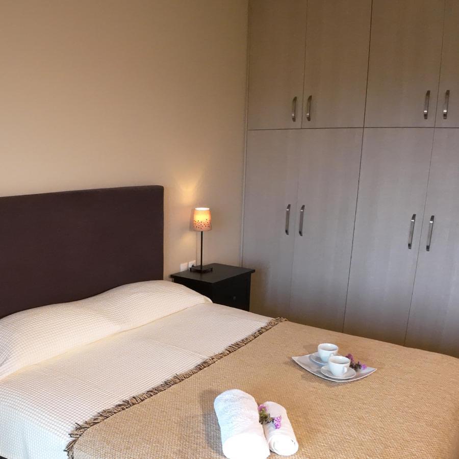 Ελιάδες - Eliades Apartments Kárystos Eksteriør bilde