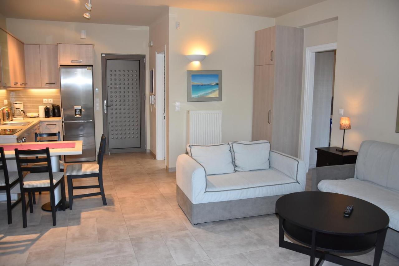 Ελιάδες - Eliades Apartments Kárystos Eksteriør bilde